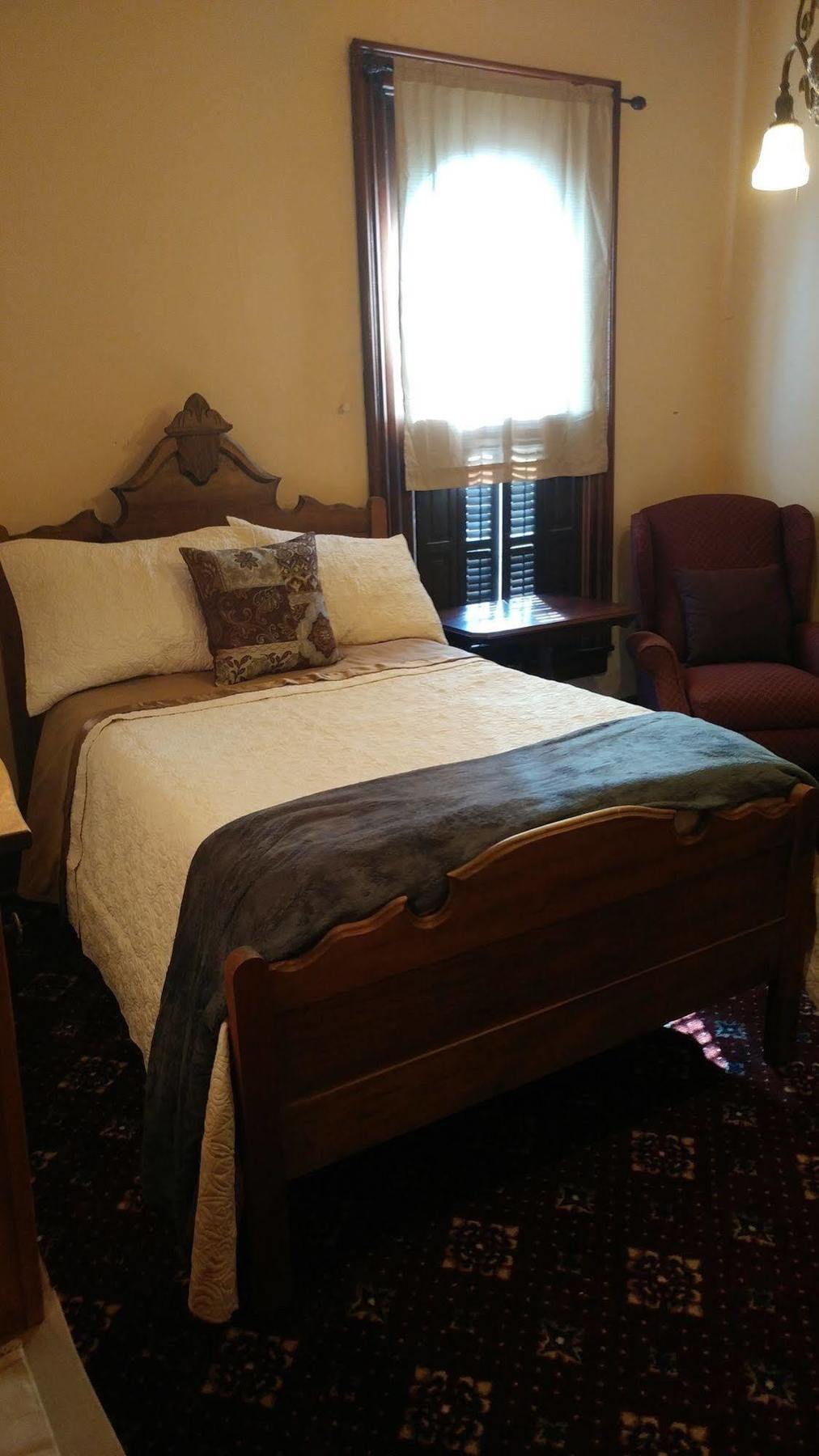 The Mitchell House Bed And Breakfast Circleville エクステリア 写真