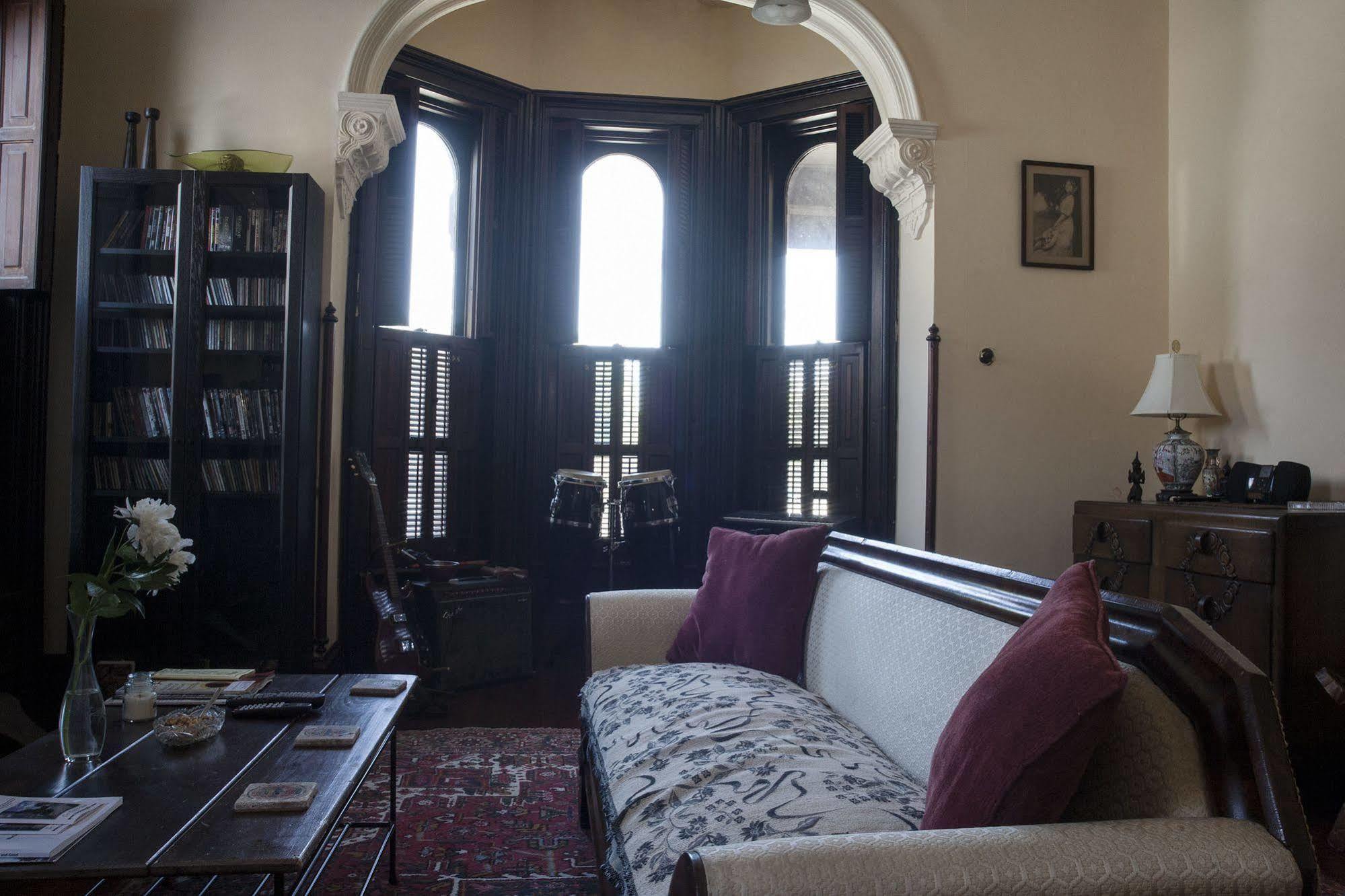 The Mitchell House Bed And Breakfast Circleville エクステリア 写真